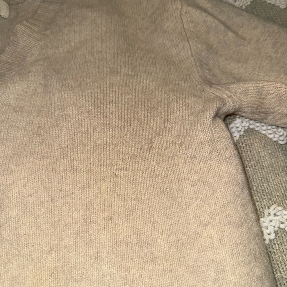 Seaton cashmere Beige Sweater with Seahorse Design - Picture 4 of 6